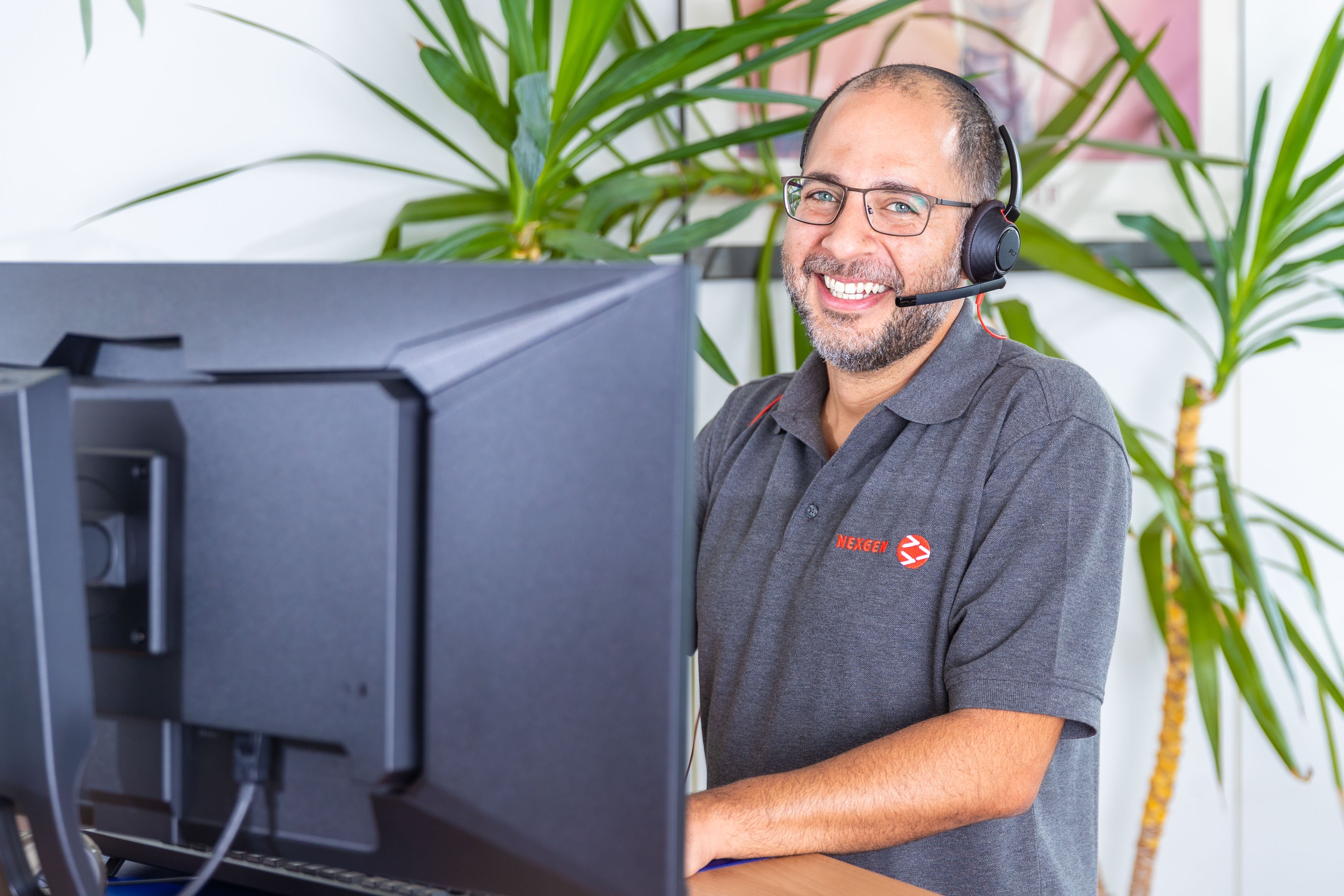 NexgenAG_Hotline