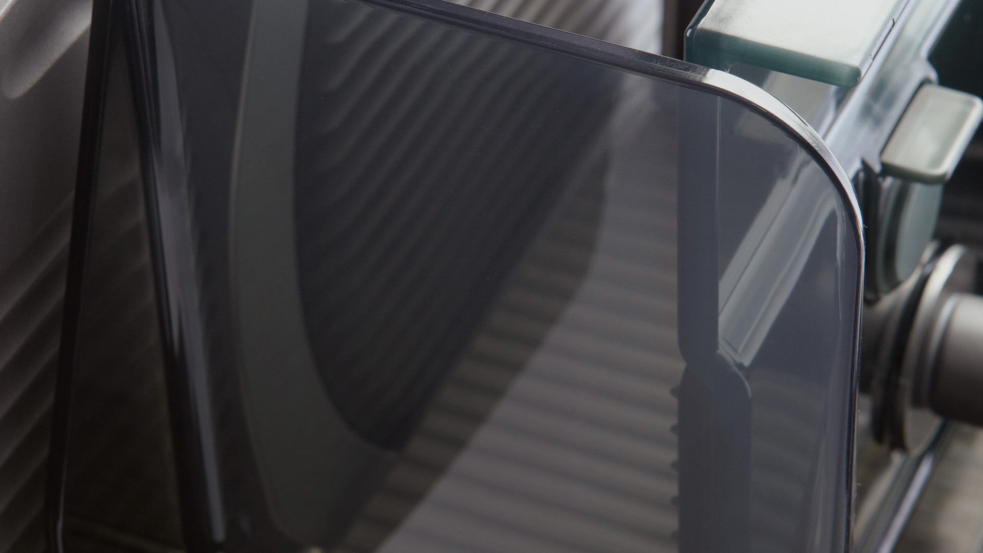 vs12-w_detail_ceraclean_carriage_150mm_transp_image_w958_retina