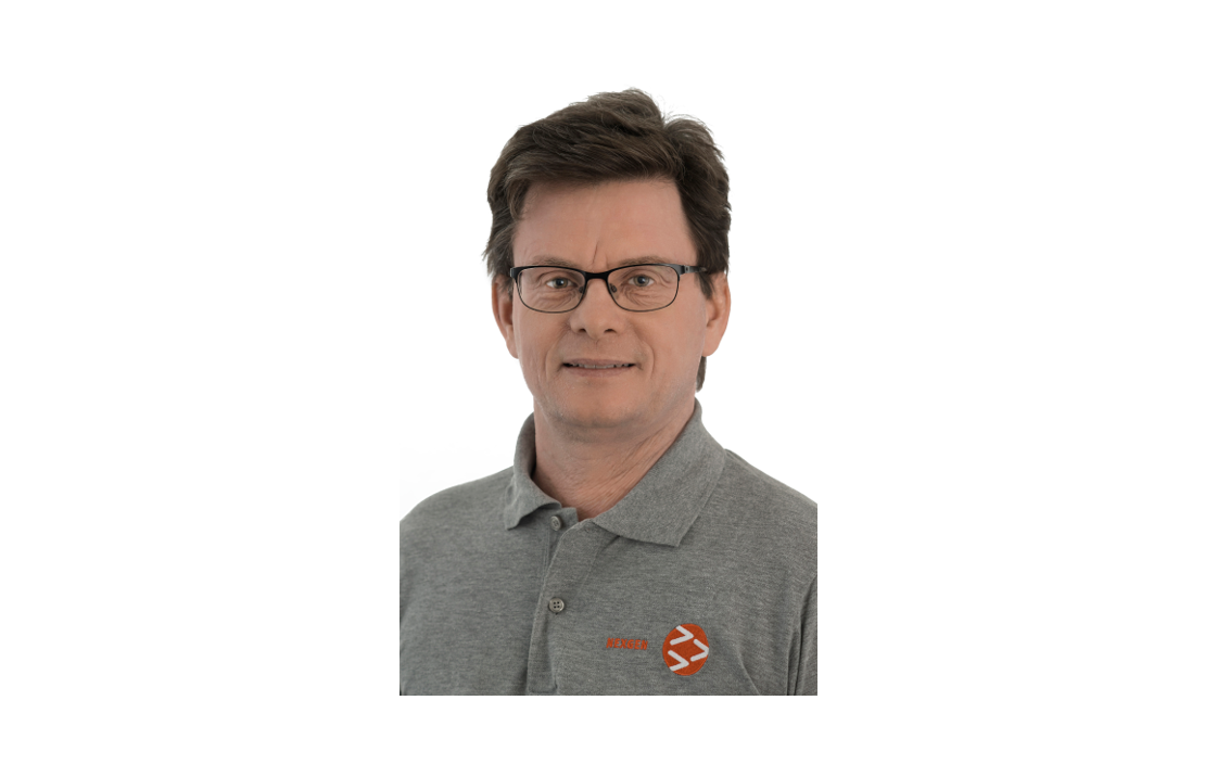 Munot, wo die erste Frau, die als Munotwchterin arbeiten darf, uns aus hausen und Frauenfeld regelmssige Treffen statt. thur _ Schrer Peter, Winterthur _ Schrder Emily, Hettlingen _ Smith Felix, Winterthur _ Staub. Jahresbericht 2017/18 - Kantonsschule Rychenberg